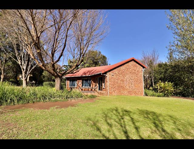 2 BEDROOM HOUSE SOLD IN PRETORIUSPARK